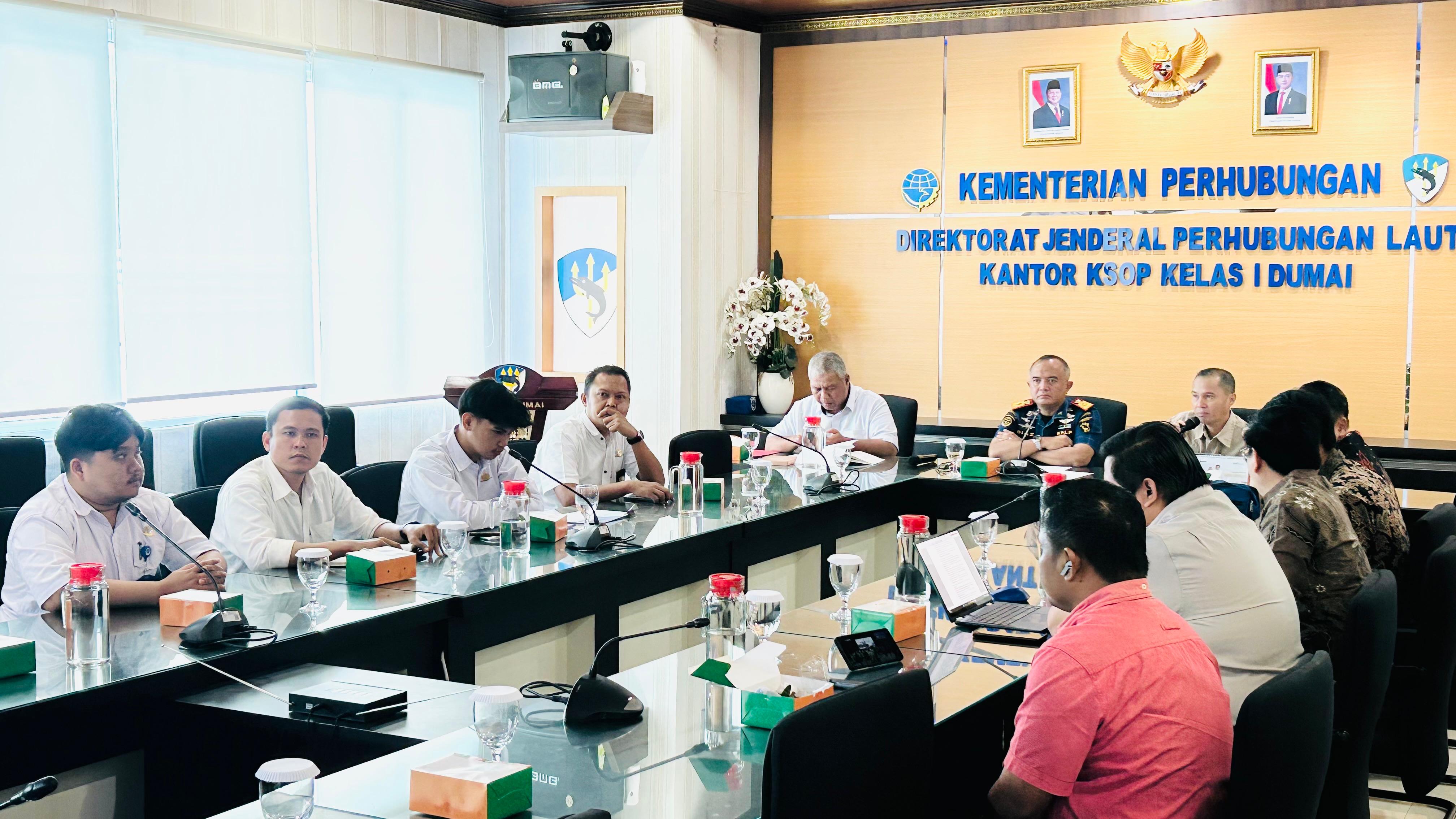 Kantor KSOP Kelas I Dumai menerima kedatangan PT Pelindo (Persero) Regional 1 Cabang Dumai dan PT Patimban Banyu Nagara Utama yang melaporkan penambahan fasilitas Pelabuhan terkait suplai air bersih di dermaga